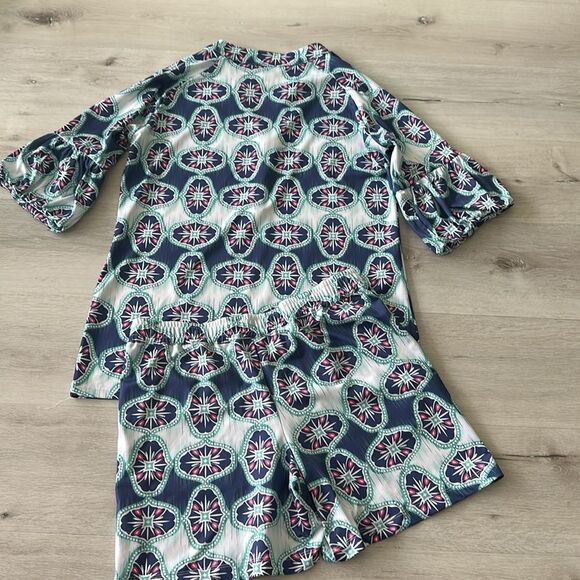 Tracy Neghosian Geo Print Short Set M EUC - Picture 5 of 10